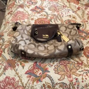 Large Coach Signature bag